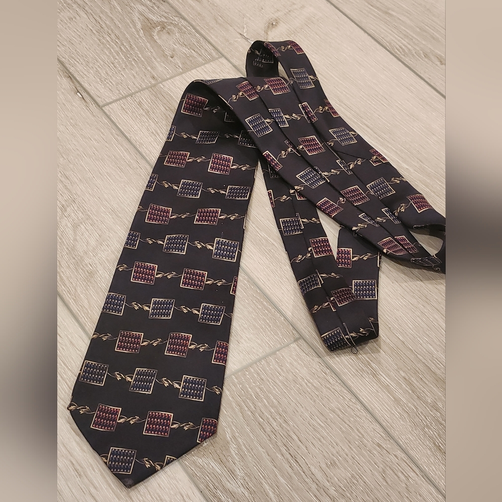Christian Dior necktie 100% imported silk